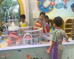 Std II Field Trip to R City Mall Play and Learn